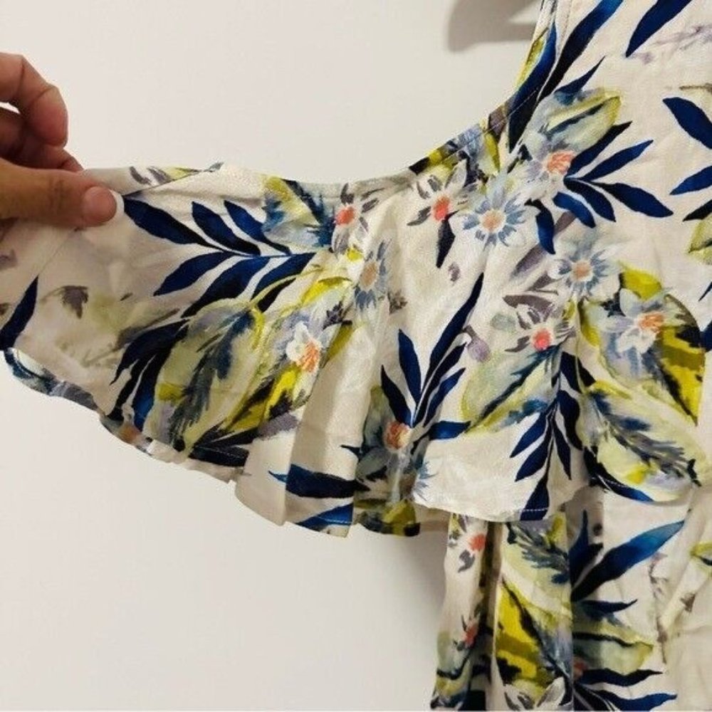 Lush Tropical Print CREAM/ROYAL Cold Shoulders Ruffled Size Medium - Picture 3 of 9
